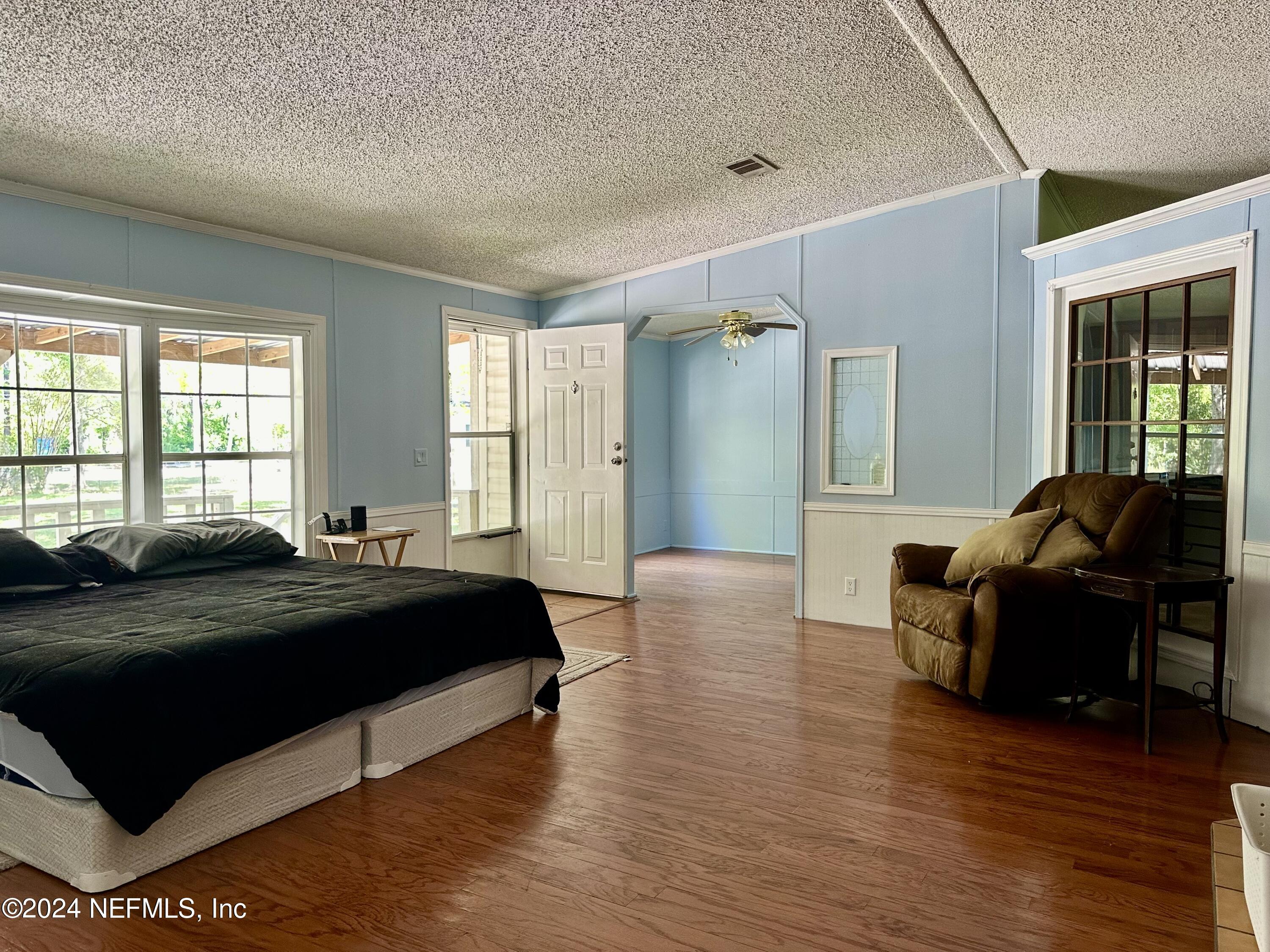 8026 Old Plank Road Jacksonville, FL 32220 - Photo 18 of 28 Living Room