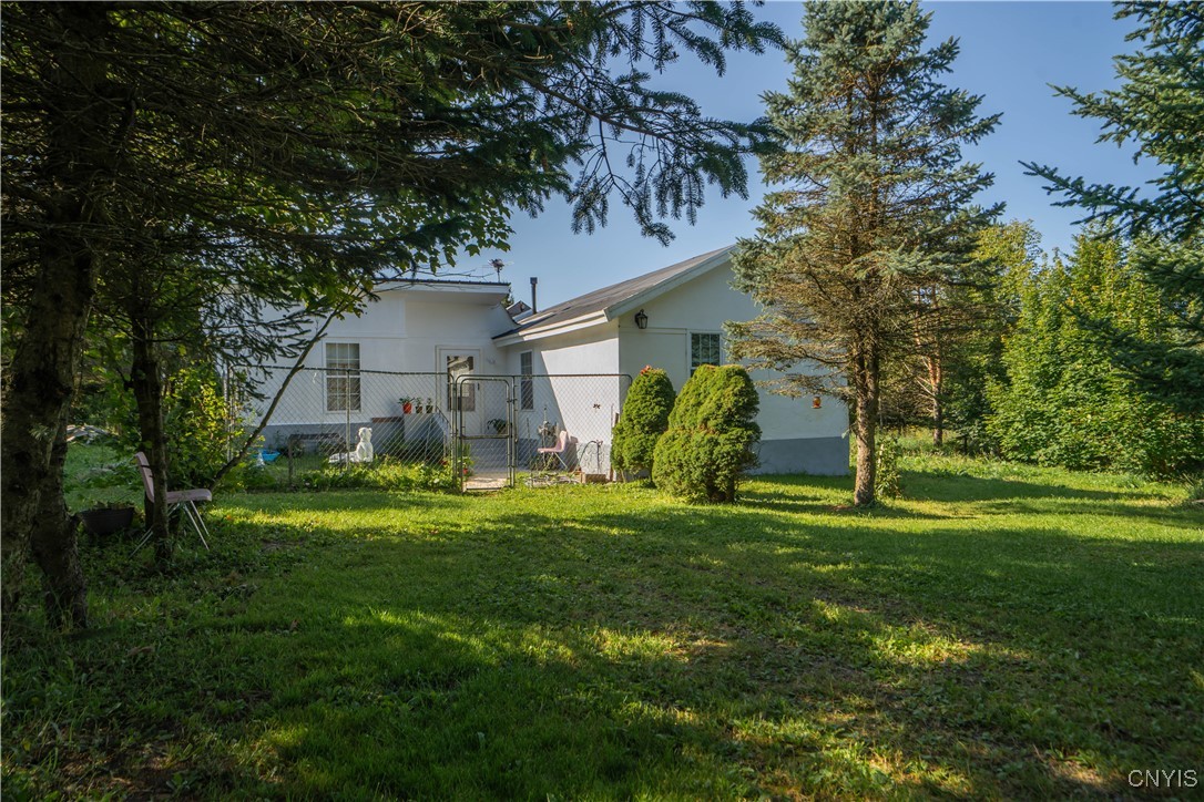 1352 Highway 29 Fairfield, NY 13365 - Photo 2 of 41