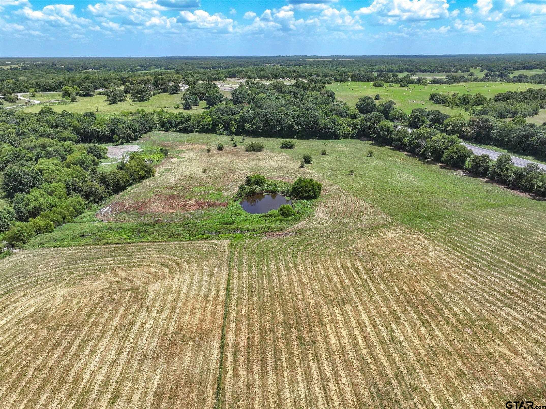 15542 Us Highway Edgewood, TX 75117 - Photo 7 of 23 a view of a street with an outdoor space
