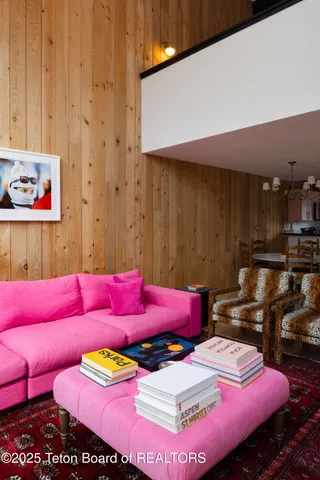 $2,900,000 | 3925 South Lake Creek Drive, Unit A3, Wilson, WY 83014