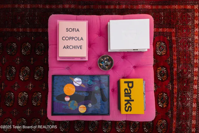 $2,900,000 | 3925 South Lake Creek Drive, Unit A3, Wilson, WY 83014