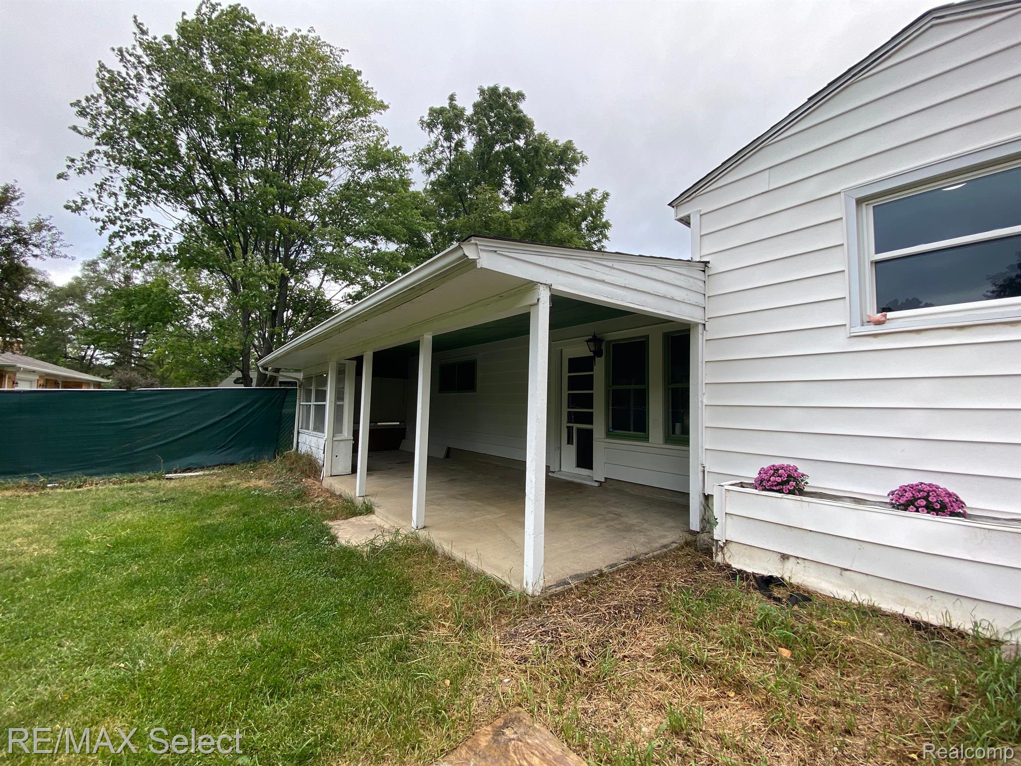 6115 Miller Road Swartz Creek, MI 48473 - Photo 12 of 24 Gallery Image 12