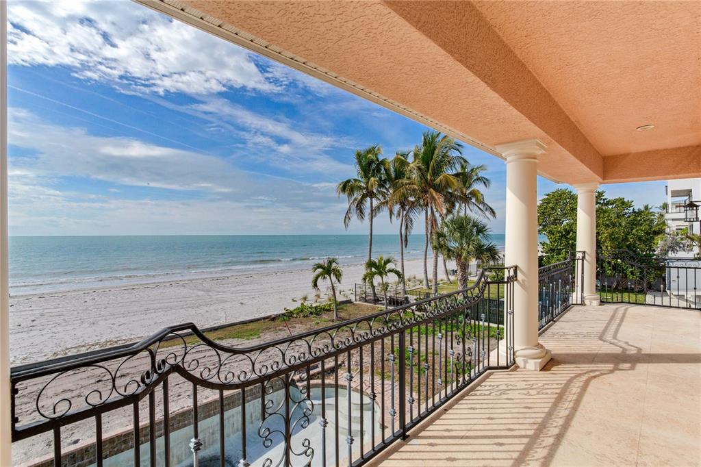 16116 Gulf Boulevard Redington Beach, FL 33708 - Photo 17 of 49