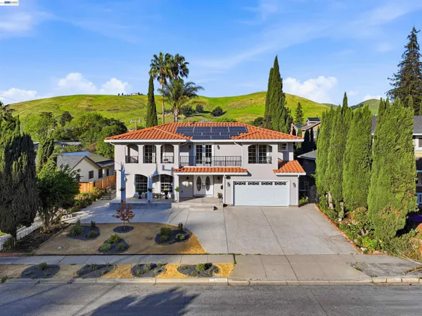 $3,188,000 | 42194 Camino Santa Barbara, Fremont, CA 94539
