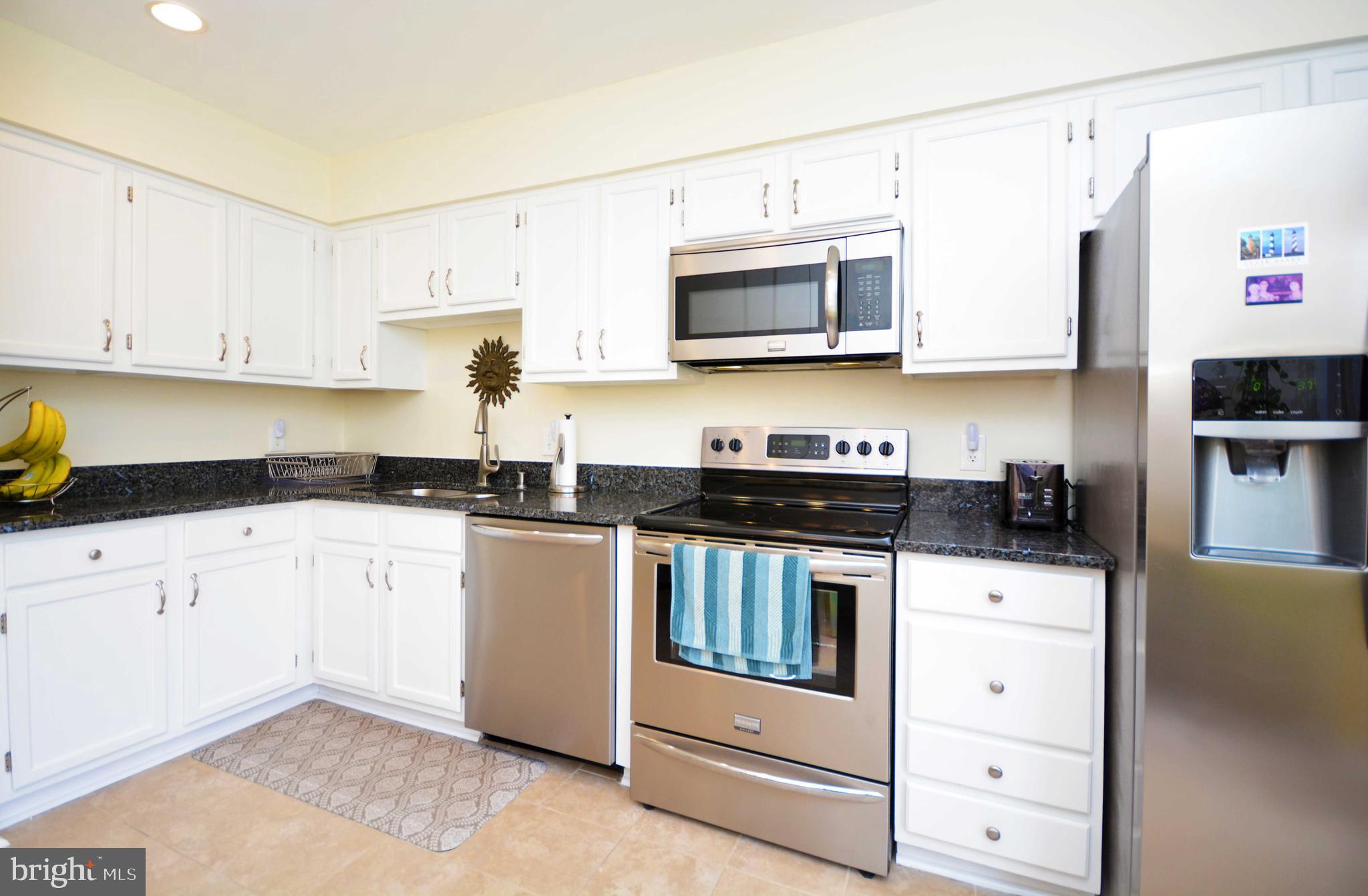 948 Riversedge Circle Annapolis, MD 21401 - Photo 5 of 35
