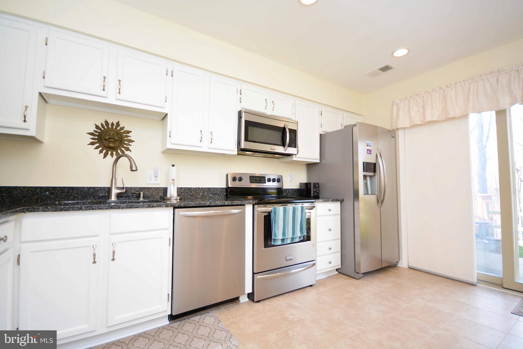 948 Riversedge Circle Annapolis, MD 21401 - Photo 6 of 35