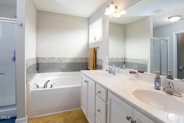 $379,900 | 22 Willard Wood Run, Benson, NC 27504