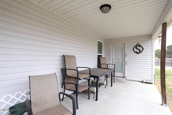 $379,900 | 22 Willard Wood Run, Benson, NC 27504