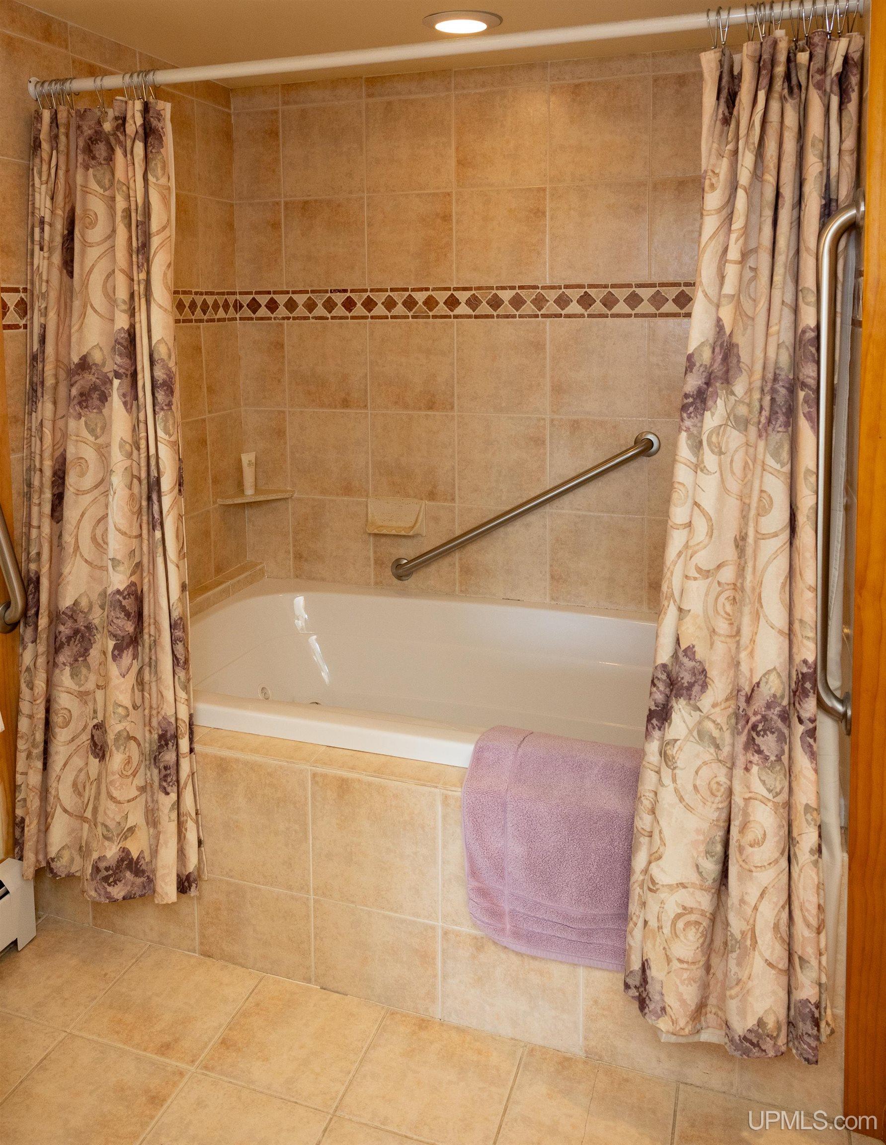 13784 River Road Republic, MI 49879 - Photo 37 of 47 Gallery Image 37