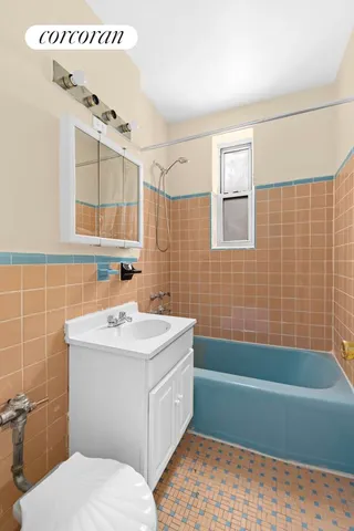 $349,000 | 50 Kenilworth Place, Unit 5M | Flatbush