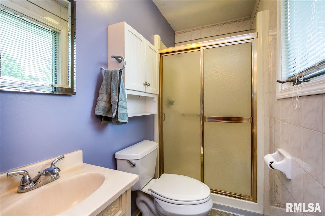 913 6th Street Hampton, IL 61256 - Photo 10 of 20 Gallery Image 10