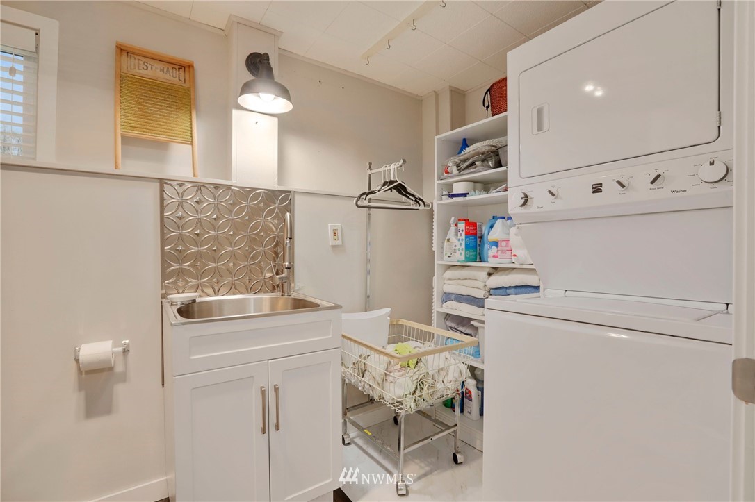955 Sands View Road Camano Island, WA 98282 - Photo 24 of 40 Gallery Image 24