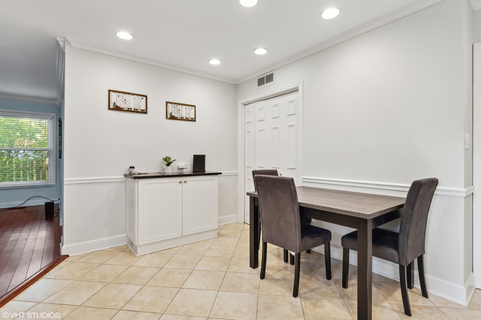 1400 Meyer Road Hoffman Estates, IL 60169 - Photo 9 of 22