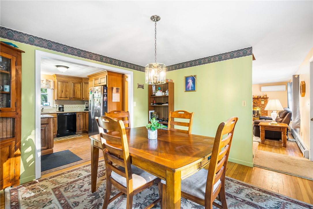 20 Overhill Road South Kingstown, RI 02879 - Photo 8 of 32