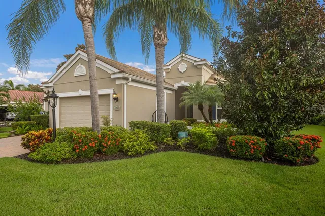 $689,900 | 15411 Leven Links Place, Lakewood Ranch, FL 34202