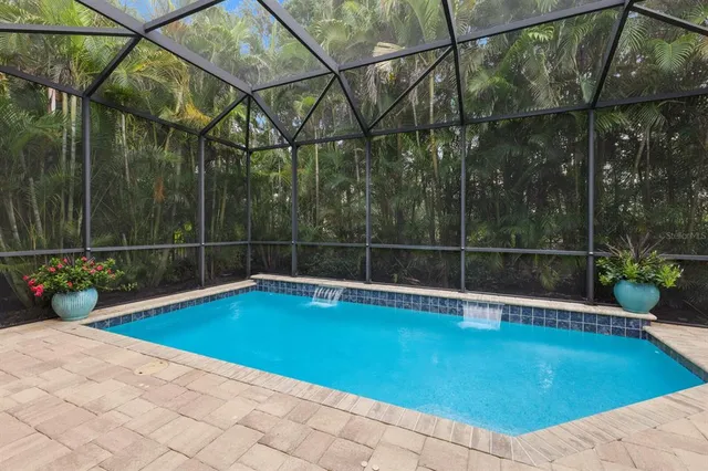 $689,900 | 15411 Leven Links Place, Lakewood Ranch, FL 34202