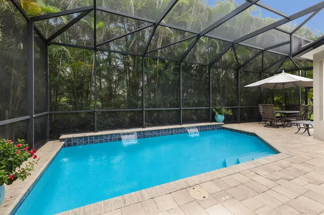 $689,900 | 15411 Leven Links Place, Lakewood Ranch, FL 34202