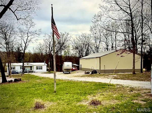 $349,900 | 44513 Willow Lane, Monroe City, MO 63456