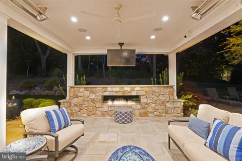 $2,250,000 | 640 Narcisi Lane, Wayne, PA 19087