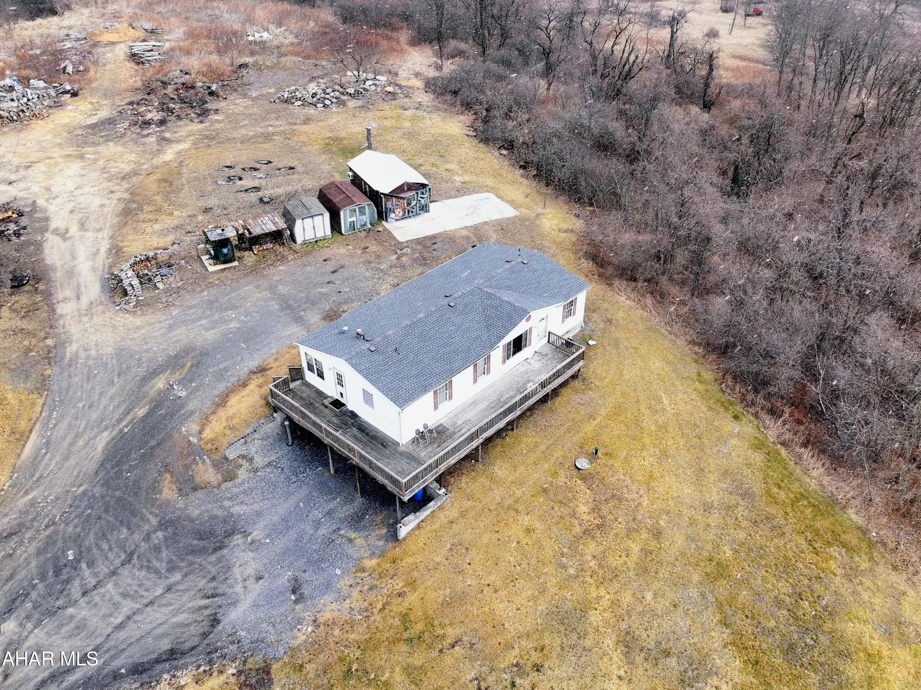 595 O'Brien Road Manns Choice, PA 15550 - Photo 44 of 45