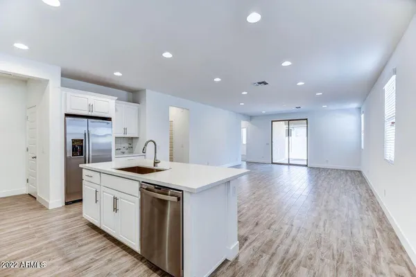 $2,395 | 5112 South 117th Avenue, Avondale, AZ 85323