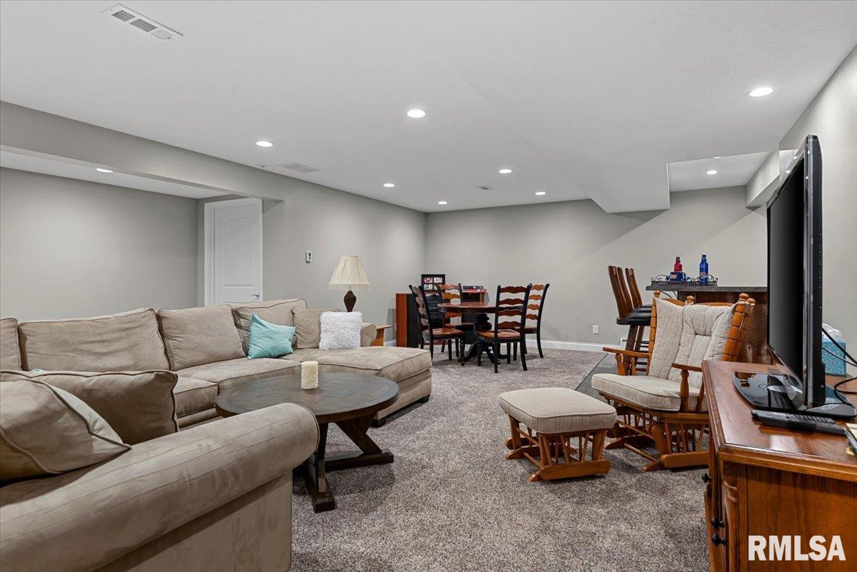 2706 Buckskin Trail Springfield, IL 62711 - Photo 26 of 47 Gallery Image 26