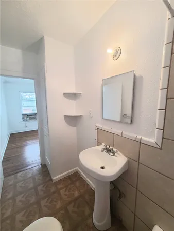 $875 | 4414 Woodside Street, Unit 8, Houston, TX 77023