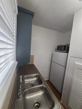 $875 | 4414 Woodside Street, Unit 8, Houston, TX 77023