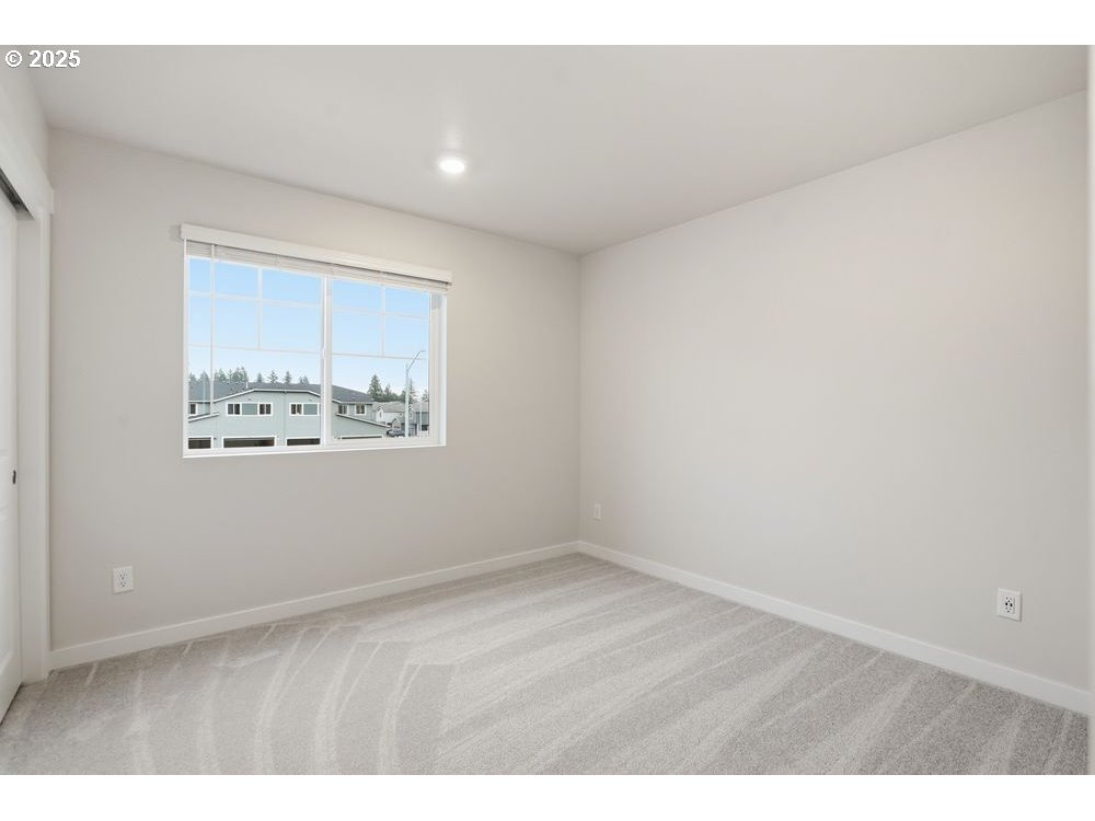 3739 Southwest 40th Street Gresham, OR 97080 - Photo 10 of 11 a view of an empty room