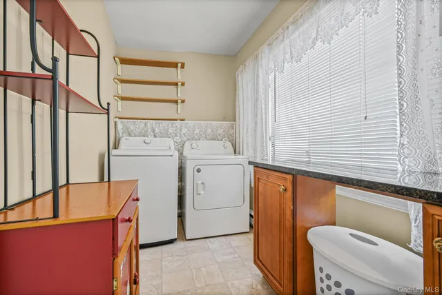 $599,000 | 870 Guy Lombardo Avenue, Freeport, NY 11520