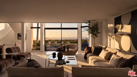 $7,450,000 | 24750 Vantage Point Terrace, Malibu, CA 90265