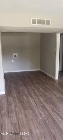 $850 | 433 Meadowlark Drive, Unit A7, Canton, MS 39046