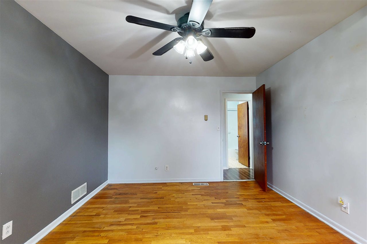 7366 Potter Road Flushing, MI 48433 - Photo 14 of 28