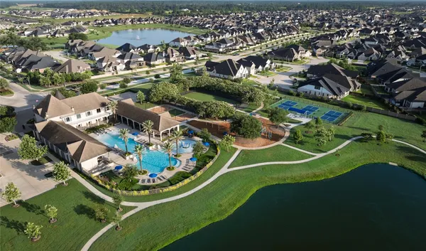 $581,146 | 19906 Paint Horse Drive, Tomball, TX 77377