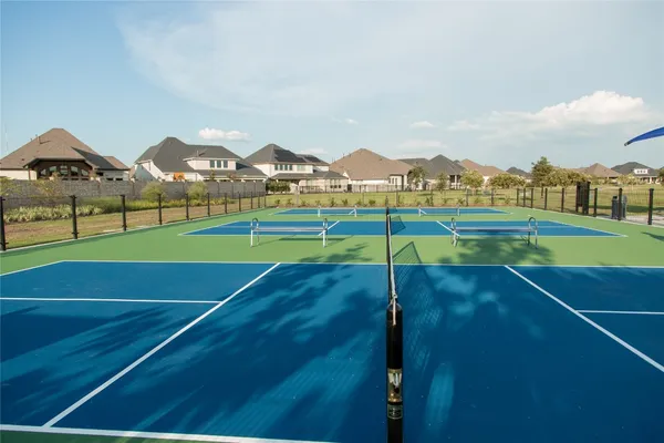 $581,146 | 19906 Paint Horse Drive, Tomball, TX 77377