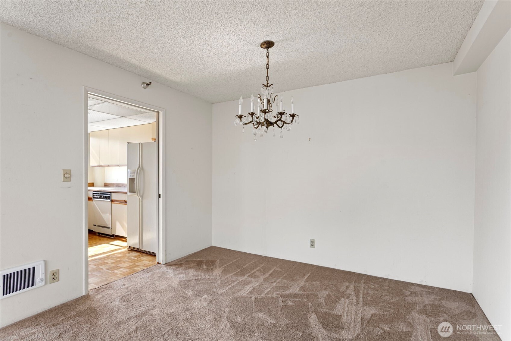 1120 Spring Street, Unit 1404 Seattle, WA 98104 - Photo 6 of 22 Gallery Image 6