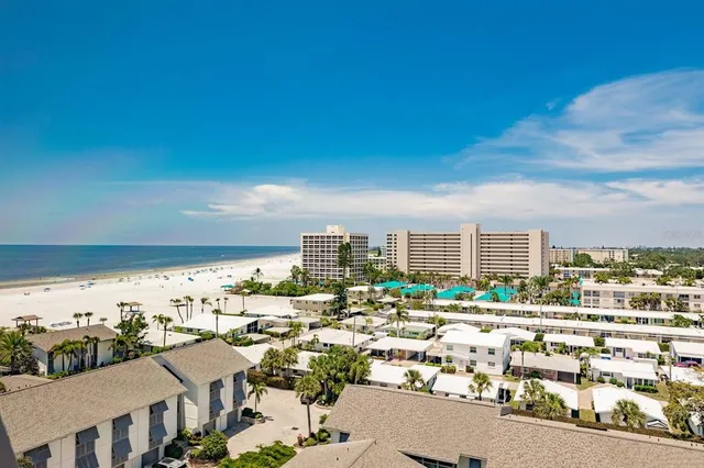 $11,100 | 1055 West Peppertree Drive, Unit 805AA, Sarasota, FL 34242