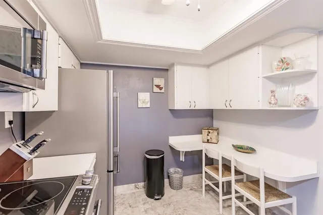 $11,100 | 1055 West Peppertree Drive, Unit 805AA, Sarasota, FL 34242