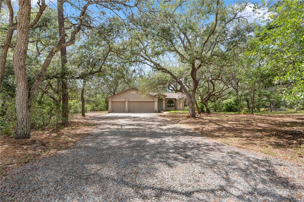 7121 Bastian Court Weeki Wachee, FL 34613 - Photo 2 of 45