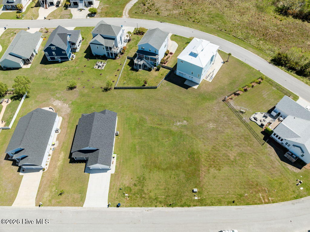 1302 Fathom Way Morehead City, NC 28557 - Photo 7 of 23 1302 is on the right side