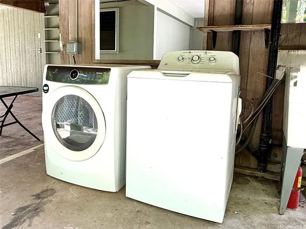 $1,500 | 1707-a-2 Ala Aolani Street, Honolulu, HI 96819