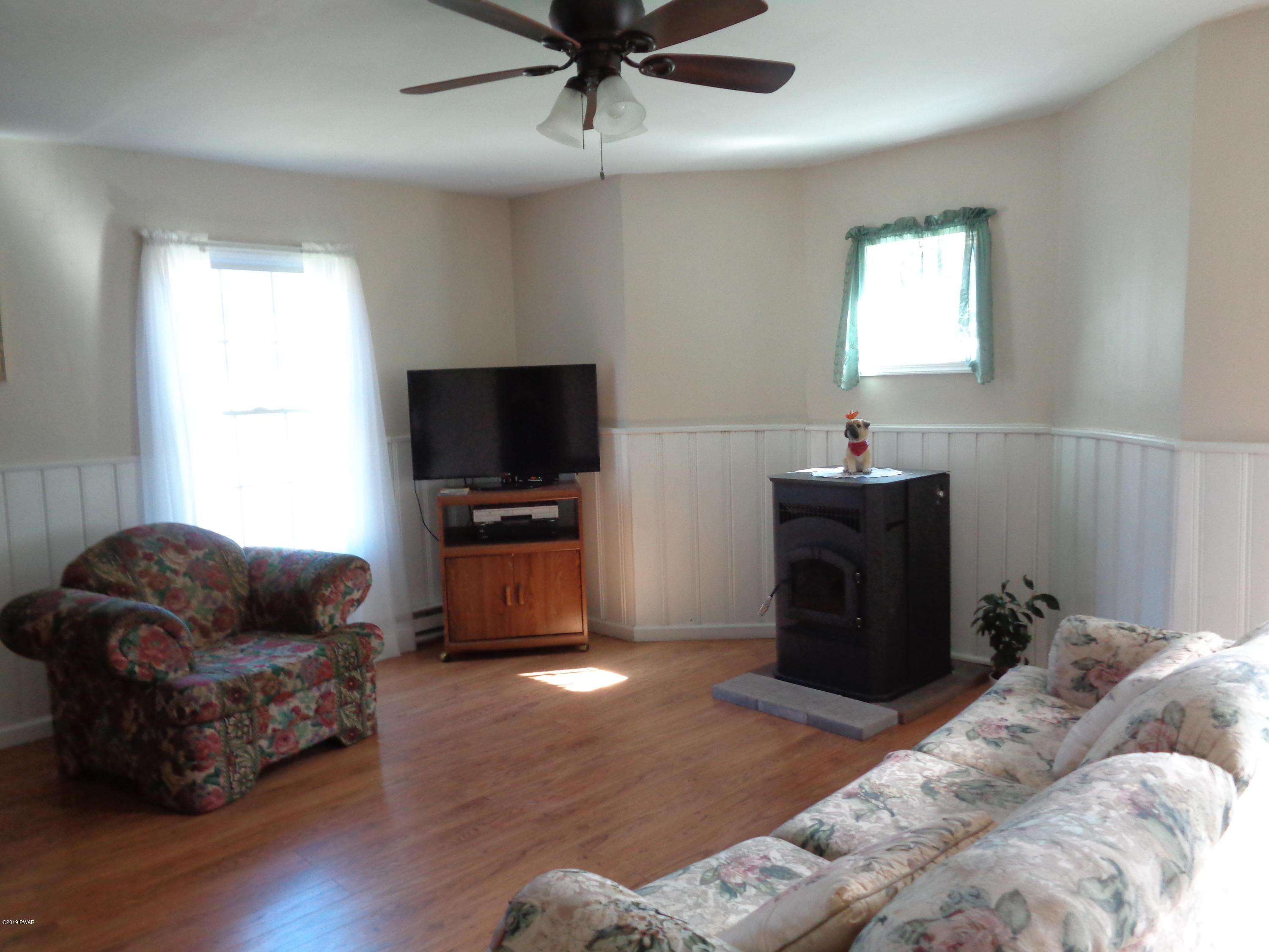 347 Swamp Brook Road Hawley, PA 18428 - Photo 16 of 32