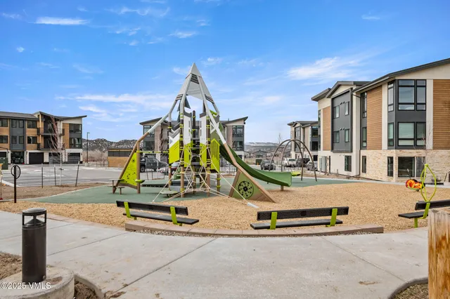 $779,000 | 91 Mount Hope Circle, Unit D304, Eagle, CO 81631