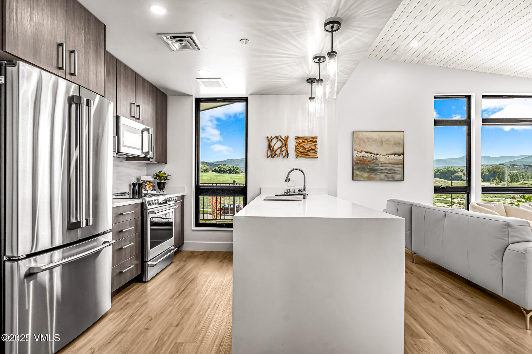 91 Mount Hope Circle, Unit D304 Eagle, CO 81631 - Photo 6 of 28 Kitchen