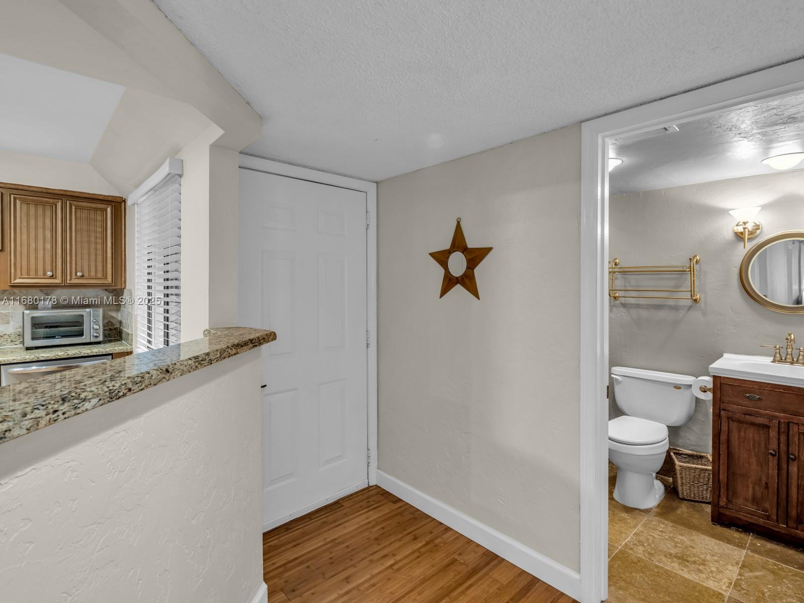 140 Southwest 96th Terrace, Unit 101 Plantation, FL 33324 - Photo 4 of 23