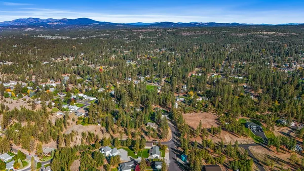 $299,000 | 12321 Quail Run Way, Nine Mile Falls, WA 99026