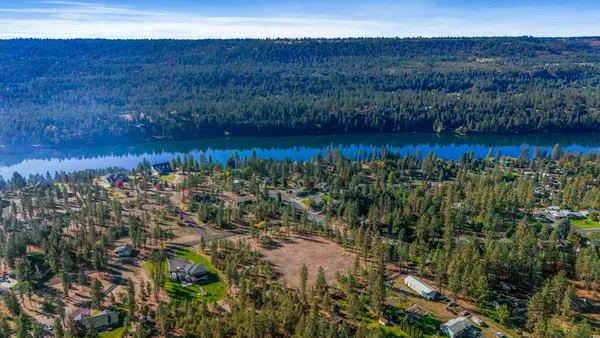 $299,000 | 12321 Quail Run Way, Nine Mile Falls, WA 99026