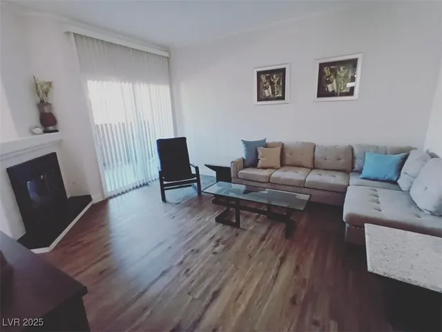 $1,600 | 9000 South Las Vegas Boulevard, Unit 1037, Las Vegas, NV 89123