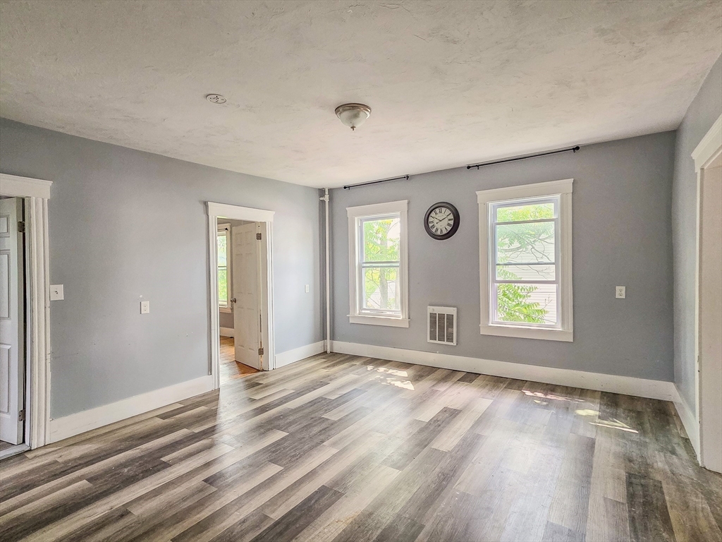 9 Greenwood Street, Unit 2 Worcester, MA 01607 - Photo 7 of 16