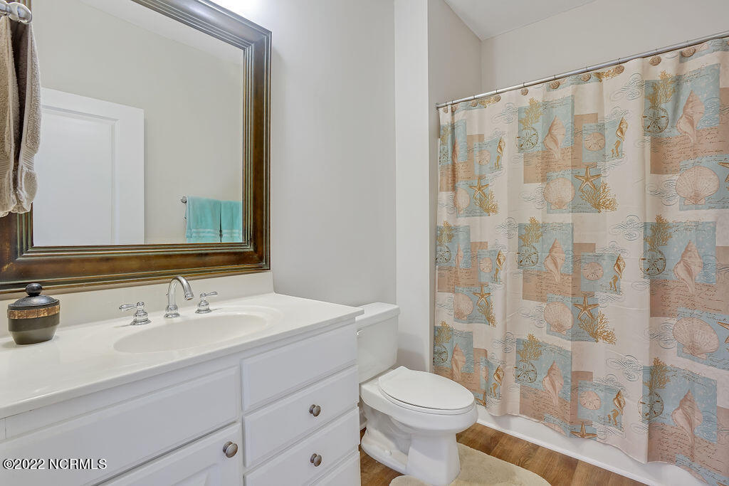 290 Woodlands Way, Unit 10 Calabash, NC 28467 - Photo 26 of 63 Guest Bathroom